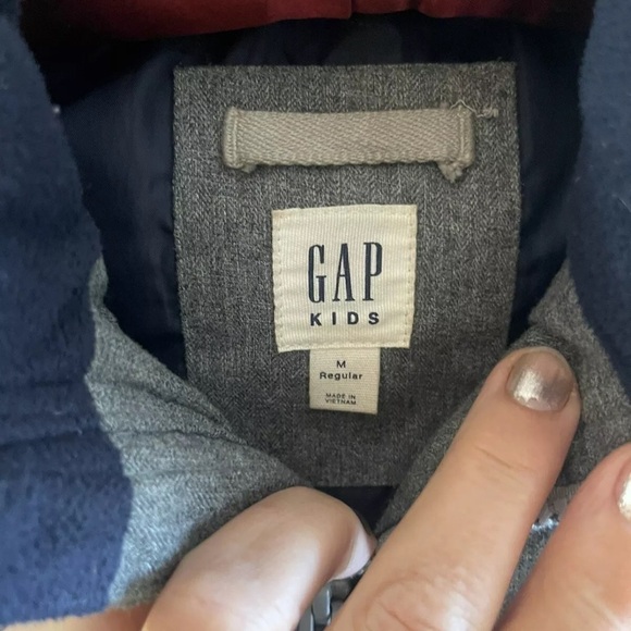 Gap Kids Boys Warm Gray Puffer Vest Jacket Size M (6-8) - Picture 3 of 6
